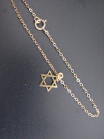 Goldfilled Star of David Charm Bracelet with Dangling, Pretty and Dainty Pendant